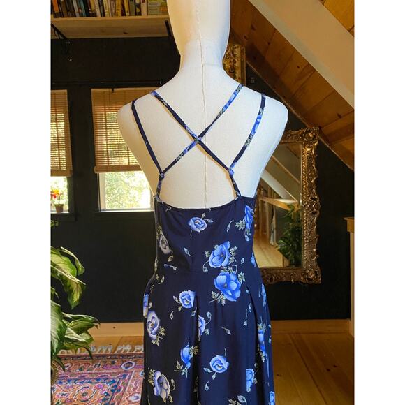 Midi 90s Dress - Picture 9 of 9